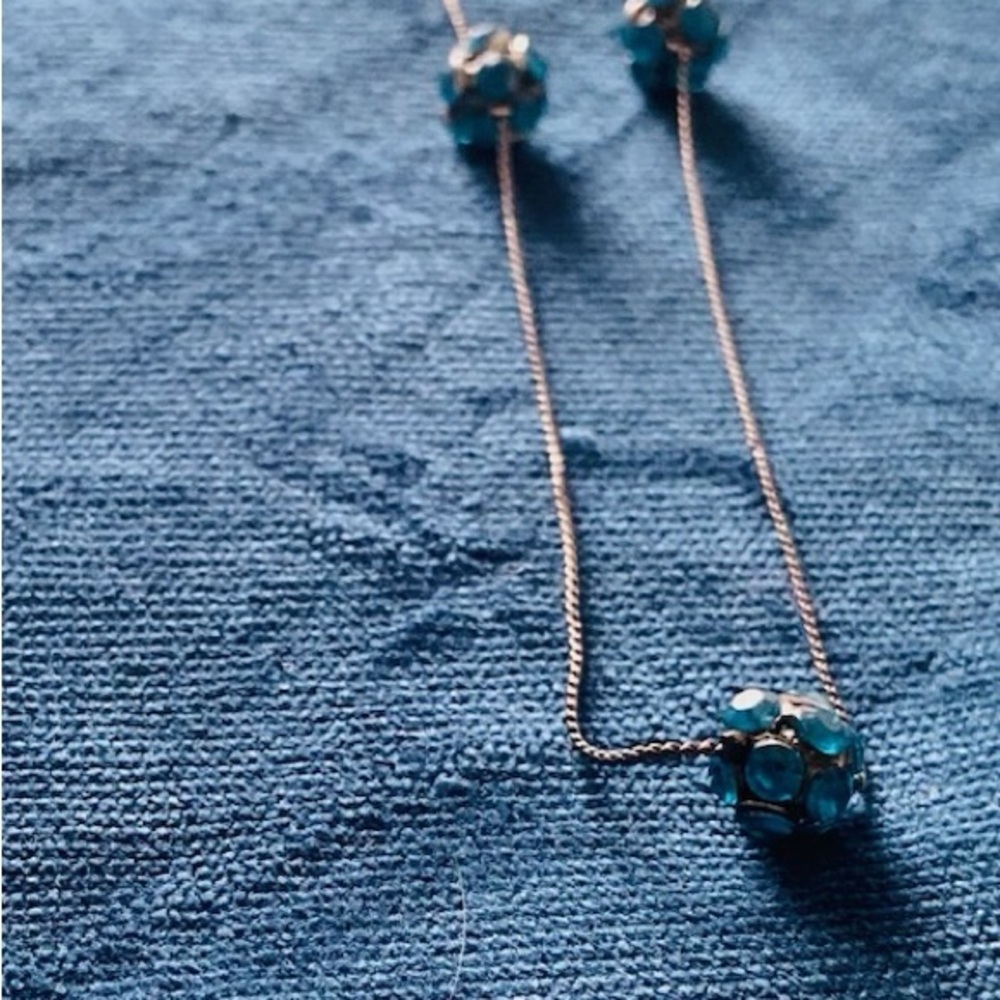Elegant dark Silver and Blue Necklace